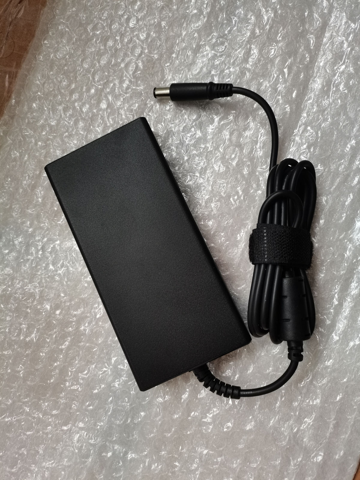 NEW Slim OEM Delta 19.5V 9.23A – обзор и цена Pc Gaming Msi